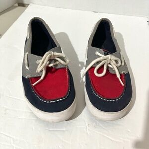 Sperry Tuck boat shoes in a red, blue, and gray color combination size boys 4.5M